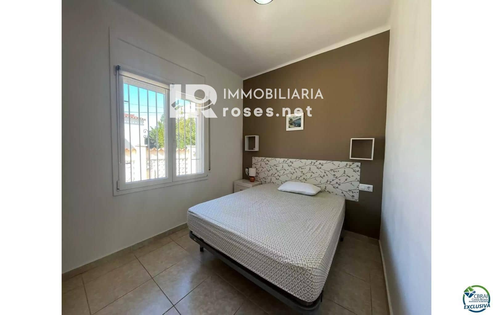 3 chambre Villa/Maison à vendre à Empuriabrava avec piscine - 490 000 € (Ref: 8869976)