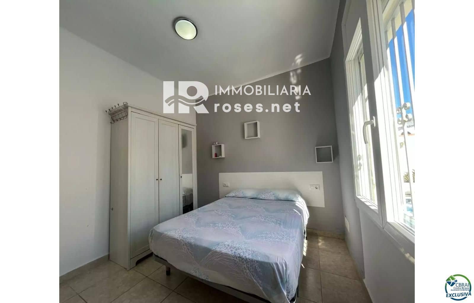 3 chambre Villa/Maison à vendre à Empuriabrava avec piscine - 490 000 € (Ref: 8869976)