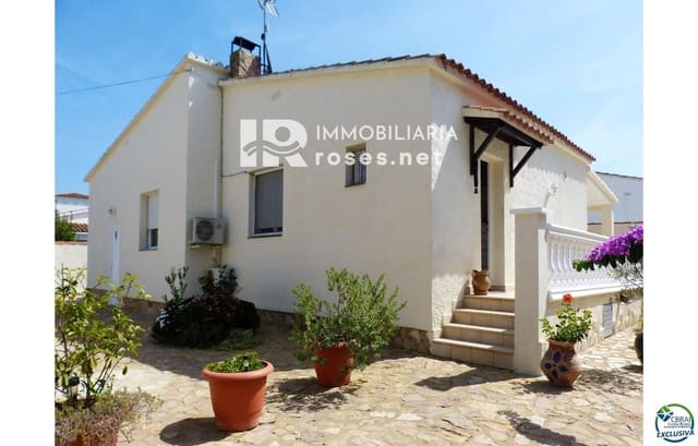 Chalet de 3 habitaciones en Empuriabrava, Castelló d'Empúries en venta con piscina - 490.000 € (Ref: 8869976)