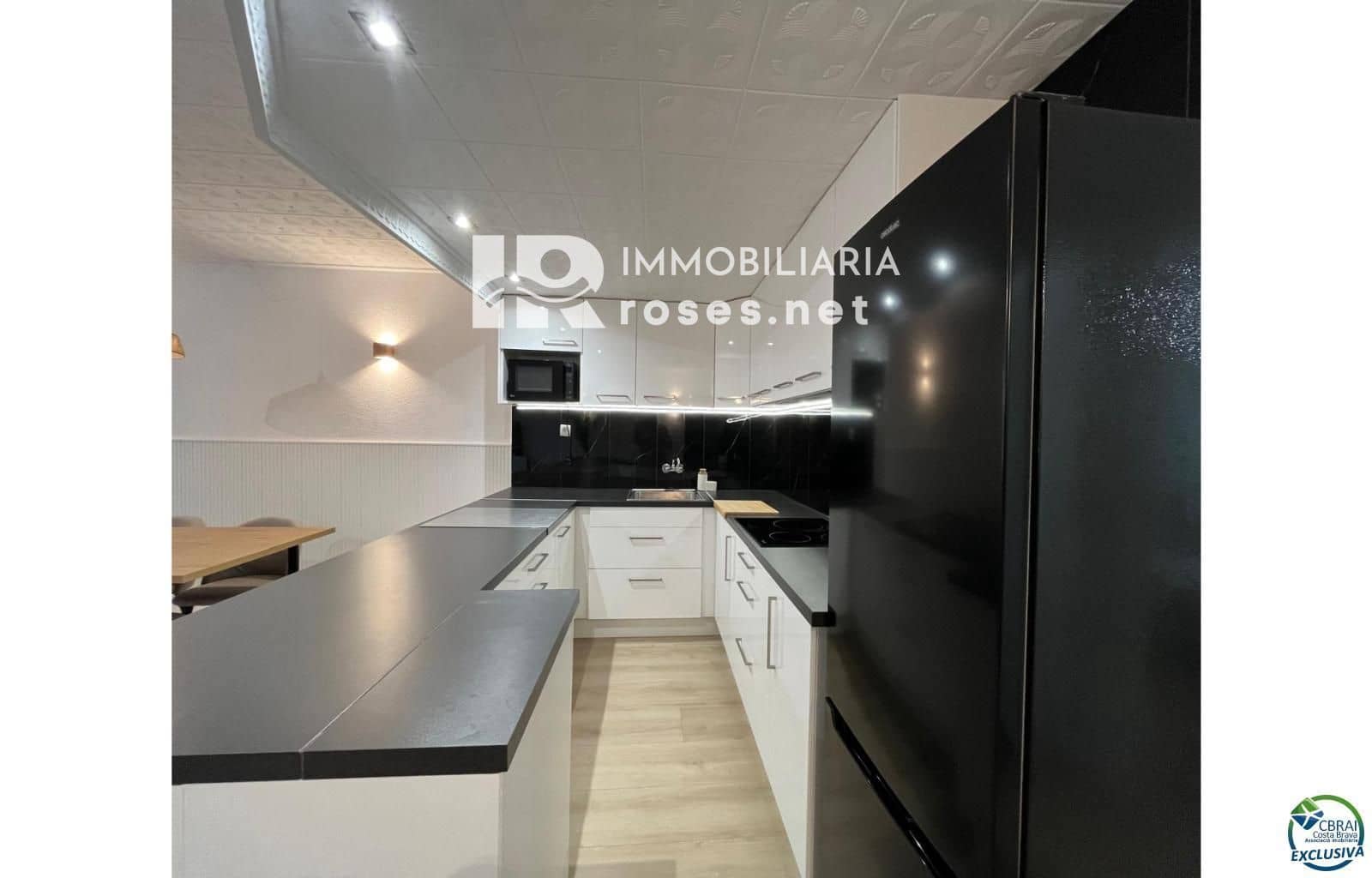 2 bedroom Flat for sale in Empuriabrava - € 265,000 (Ref: 8880339)