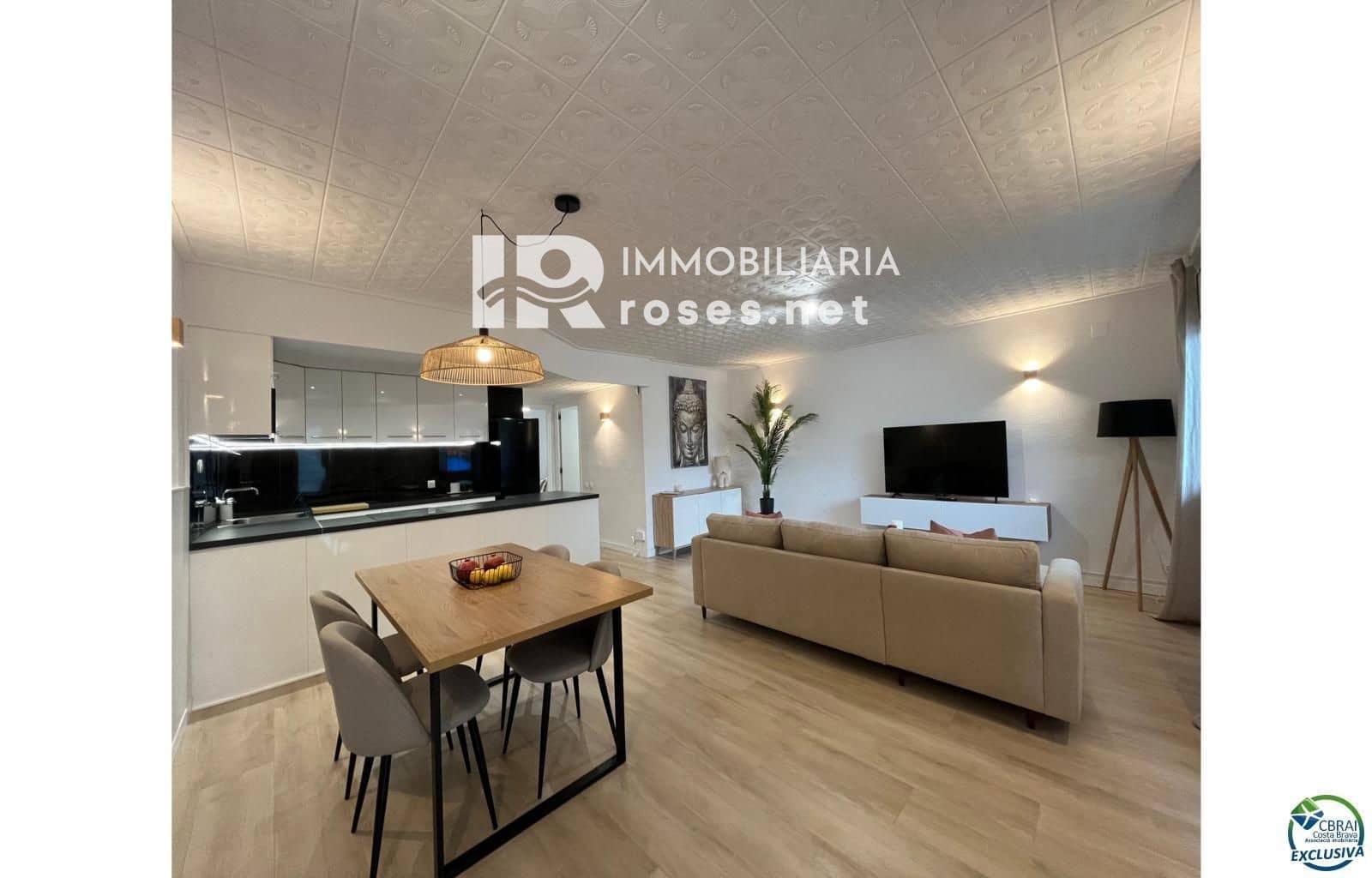 2 bedroom Flat for sale in Empuriabrava - € 265,000 (Ref: 8880339)