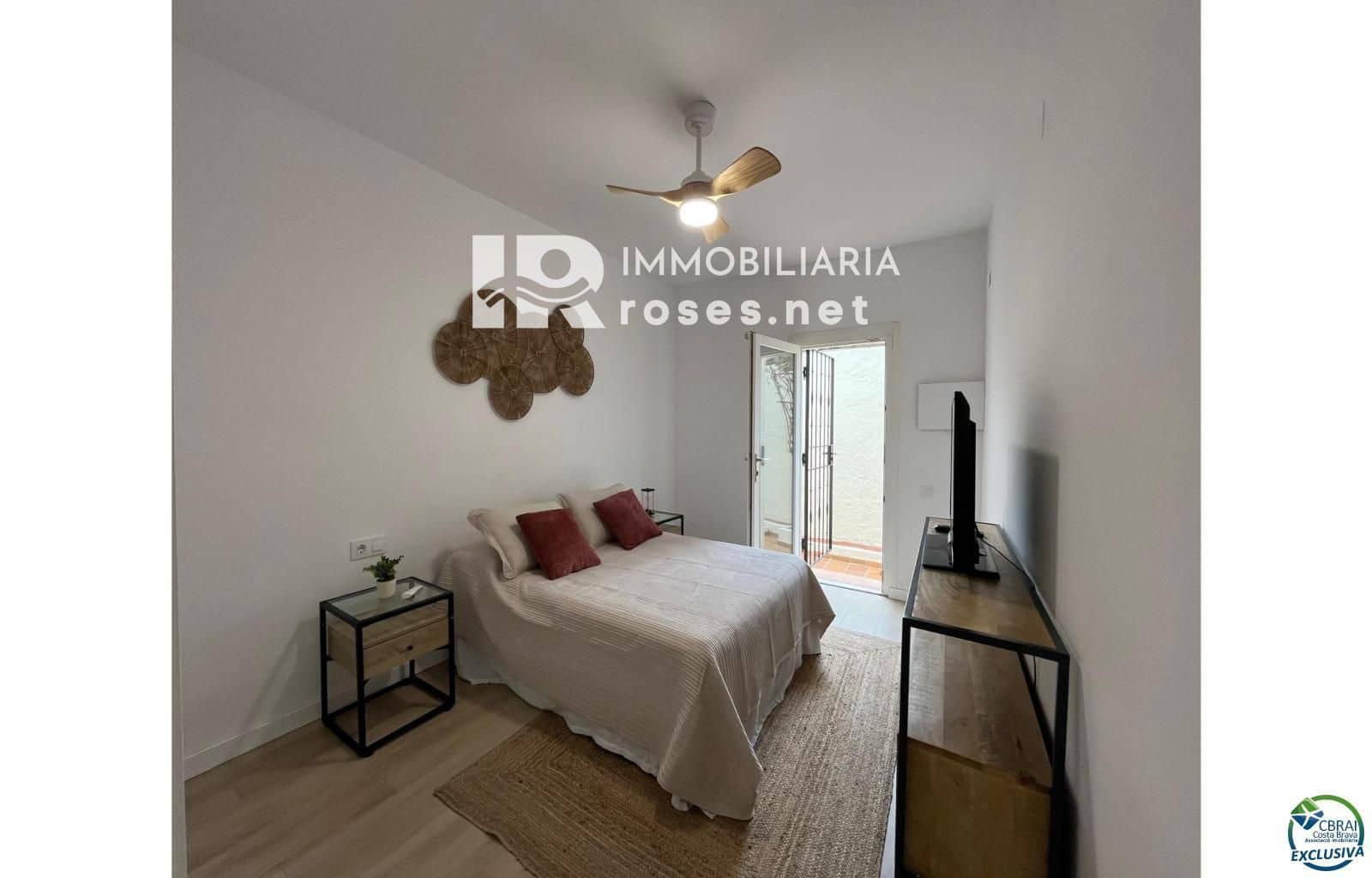 2 bedroom Flat for sale in Empuriabrava - € 265,000 (Ref: 8880339)