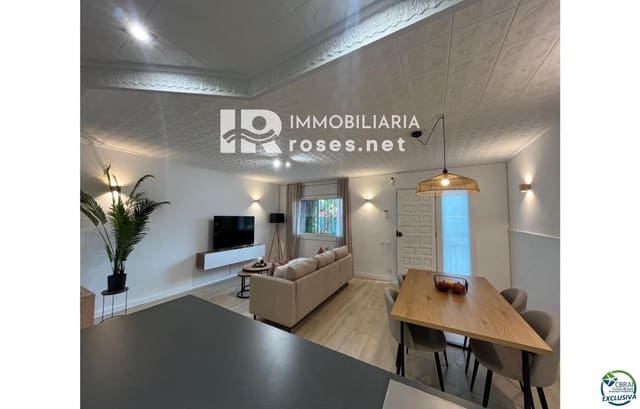 2 slaapkamer Flat te koop in Empuriabrava, Castelló d'Empúries - € 265.000 (Ref: 8880339)