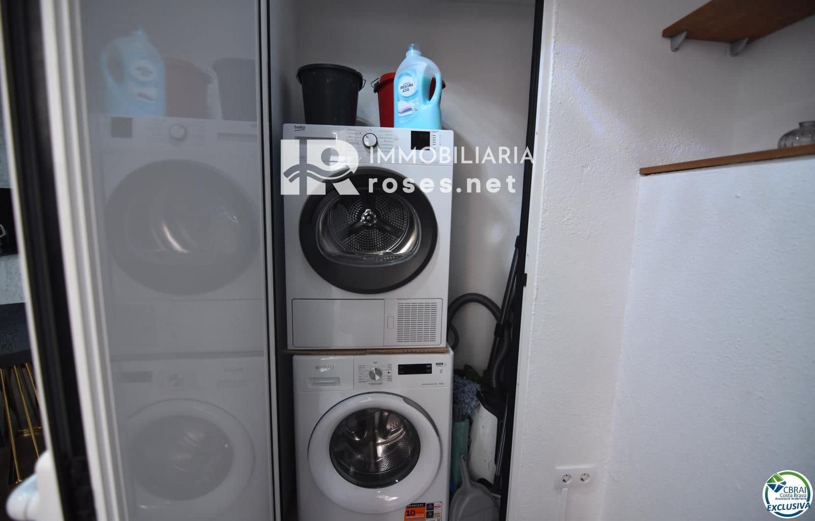 Erhverv til salg i Empuriabrava med garage - € 145.000 (Ref: 8880340)