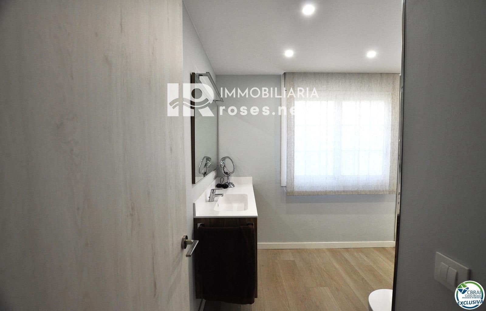 4 sypialnia Willa na sprzedaż w Roses z basenem garażem - 598 000 € (Ref: 8884816)