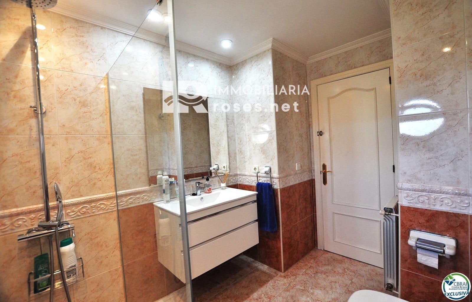 4 sypialnia Willa na sprzedaż w Roses z basenem garażem - 598 000 € (Ref: 8884816)