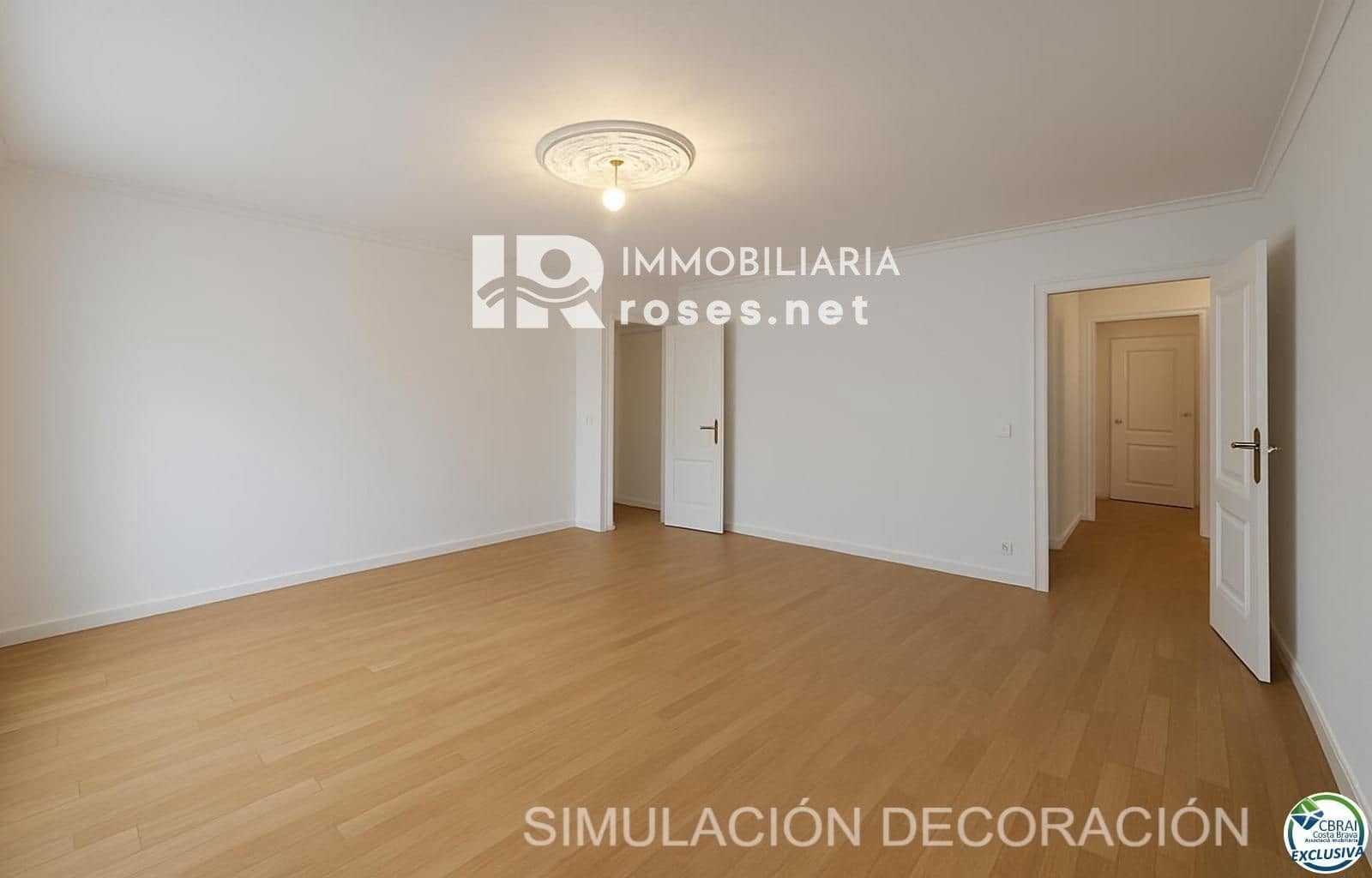 3 slaapkamer Flat te koop in Roses - € 199.000 (Ref: 8884817)