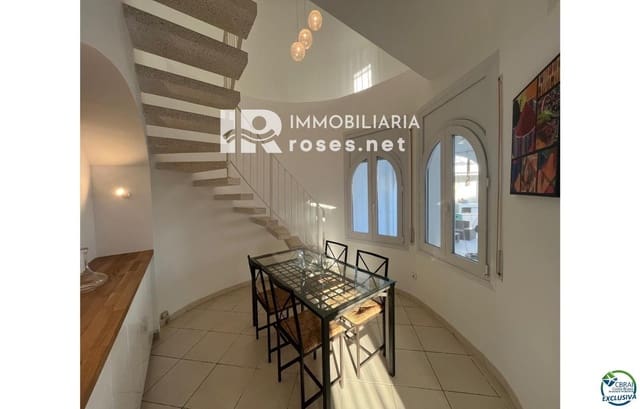 4 bedroom Villa for sale in Empuriabrava, Castelló d'Empúries with pool garage - € 799,000 (Ref: 8900623)