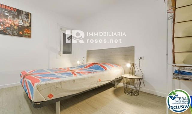 2 slaapkamer Flat te koop in Roses - € 169.500 (Ref: 8905800)