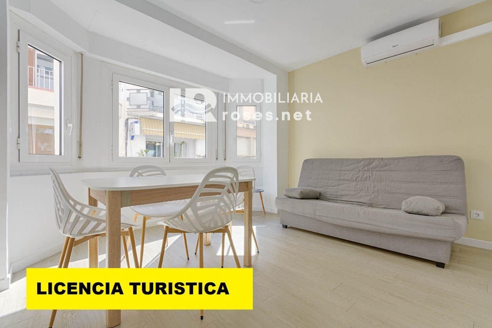 2 soveværelse Lejlighed til salg i Roses - € 169.500 (Ref: 8905800)