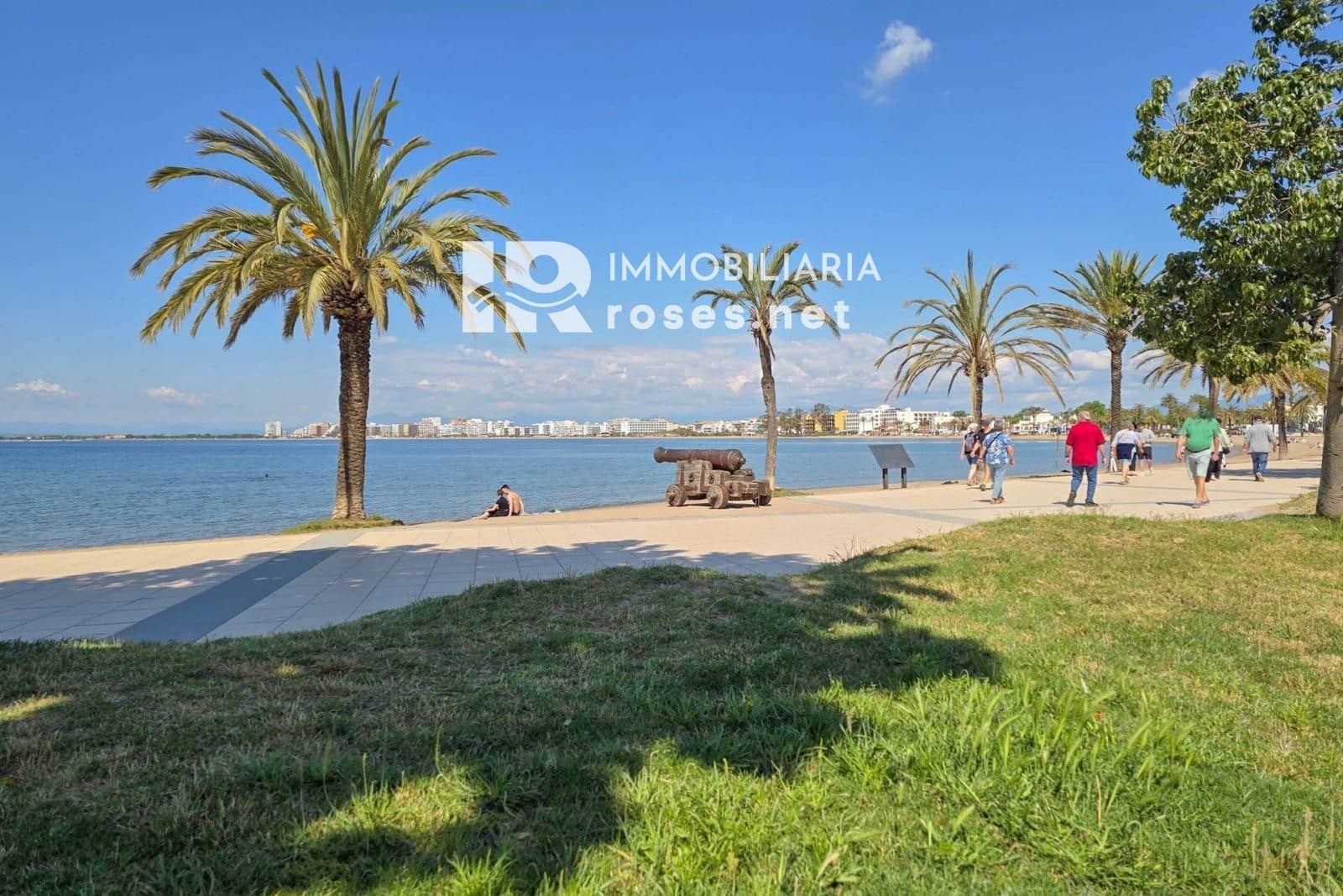 2 soveværelse Lejlighed til salg i Roses - € 169.500 (Ref: 8905800)