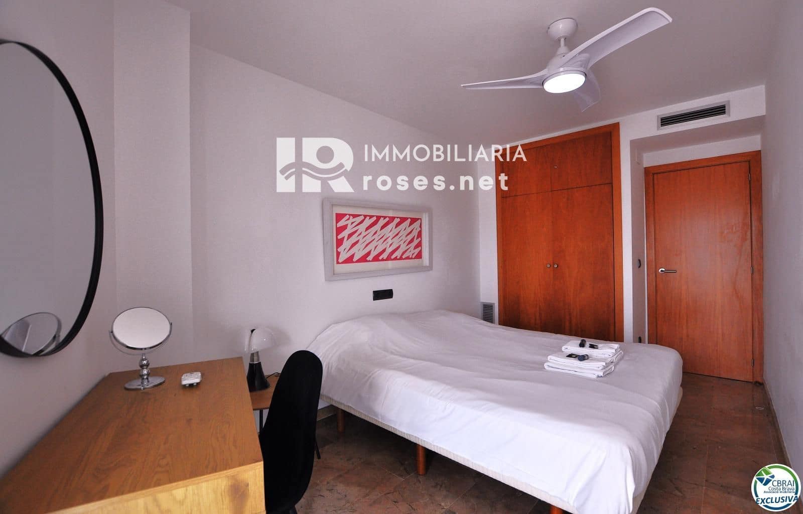 2 slaapkamer Flat te koop in Roses met zwembad - € 570.000 (Ref: 8905802)