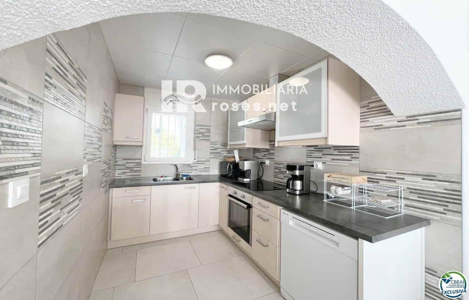 3 soverom Villa til salgs i Empuriabrava med garasje - € 599 900 (Ref: 8952077)