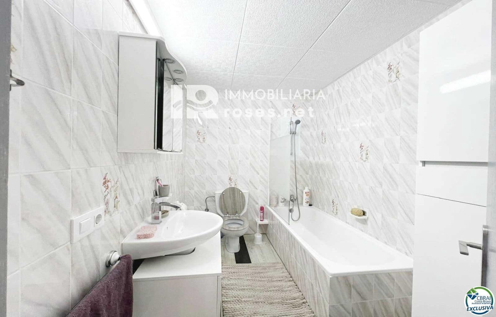 3 soverom Villa til salgs i Empuriabrava med garasje - € 599 900 (Ref: 8952077)