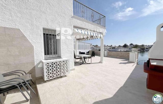 3 soverom Villa til salgs i Empuriabrava, Castelló d'Empúries med garasje - € 599 900 (Ref: 8952077)