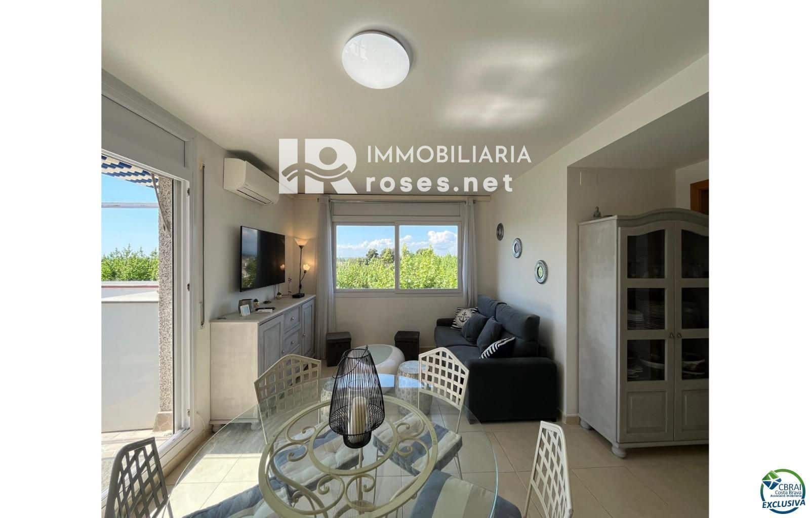 2 bedroom Flat for sale in Empuriabrava - € 219,000 (Ref: 8969099)