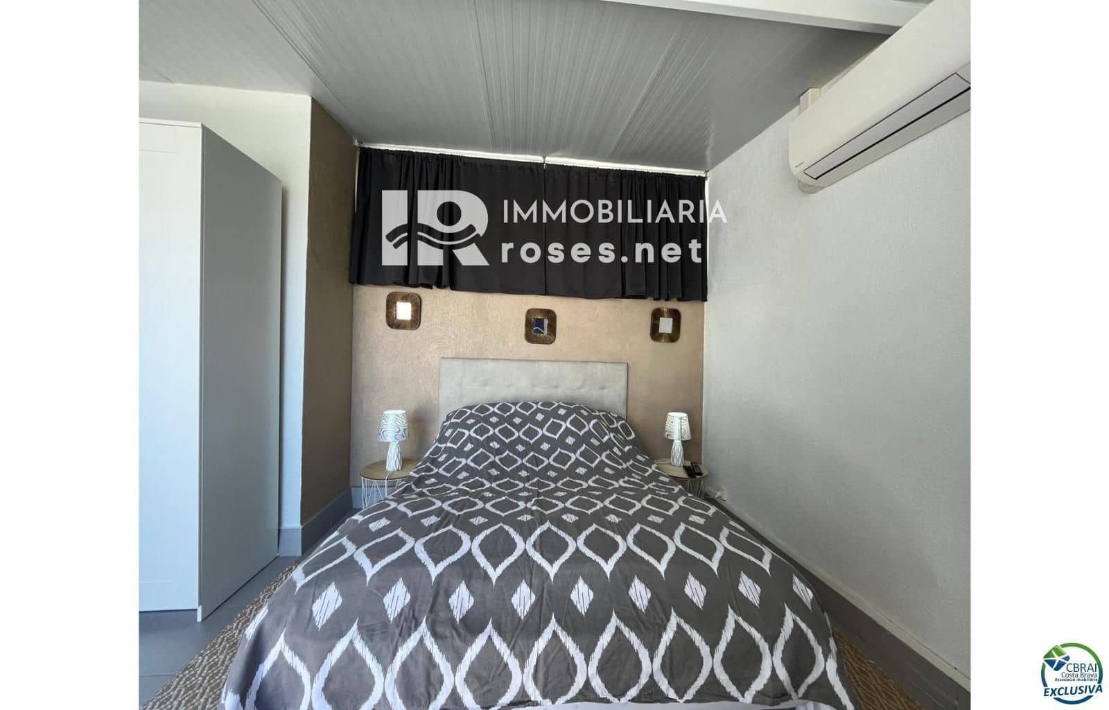 2 bedroom Flat for sale in Empuriabrava - € 219,000 (Ref: 8969099)