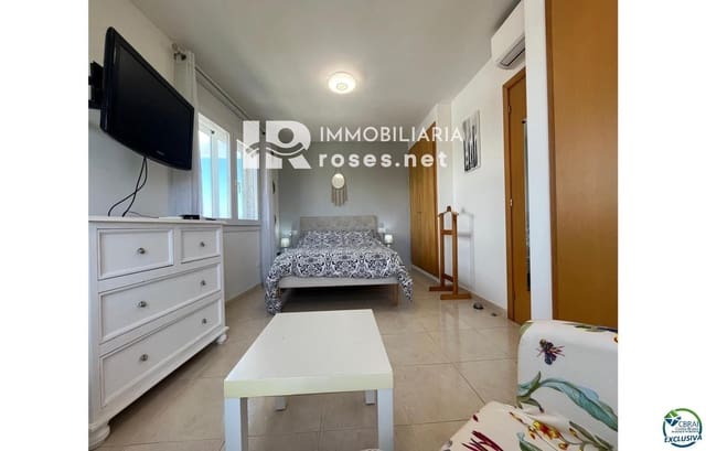 2 slaapkamer Flat te koop in Empuriabrava, Castelló d'Empúries - € 219.000 (Ref: 8969099)
