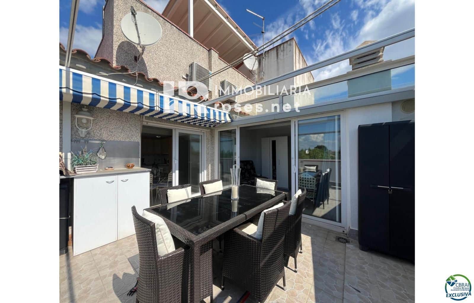 2 bedroom Flat for sale in Empuriabrava - € 219,000 (Ref: 8969099)