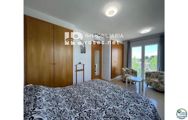 2 slaapkamer Flat te koop in Empuriabrava, Castelló d'Empúries - € 219.000 (Ref: 8969099)