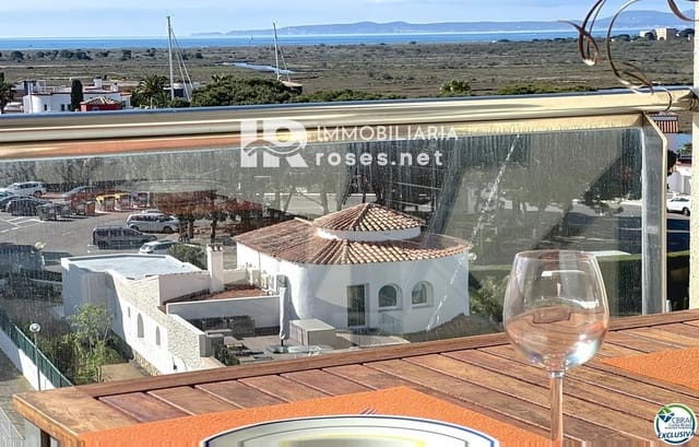 1 soveværelse Lejlighed til salg i Santa Margarida, Roses med swimmingpool - € 191.000 (Ref: 8982976)