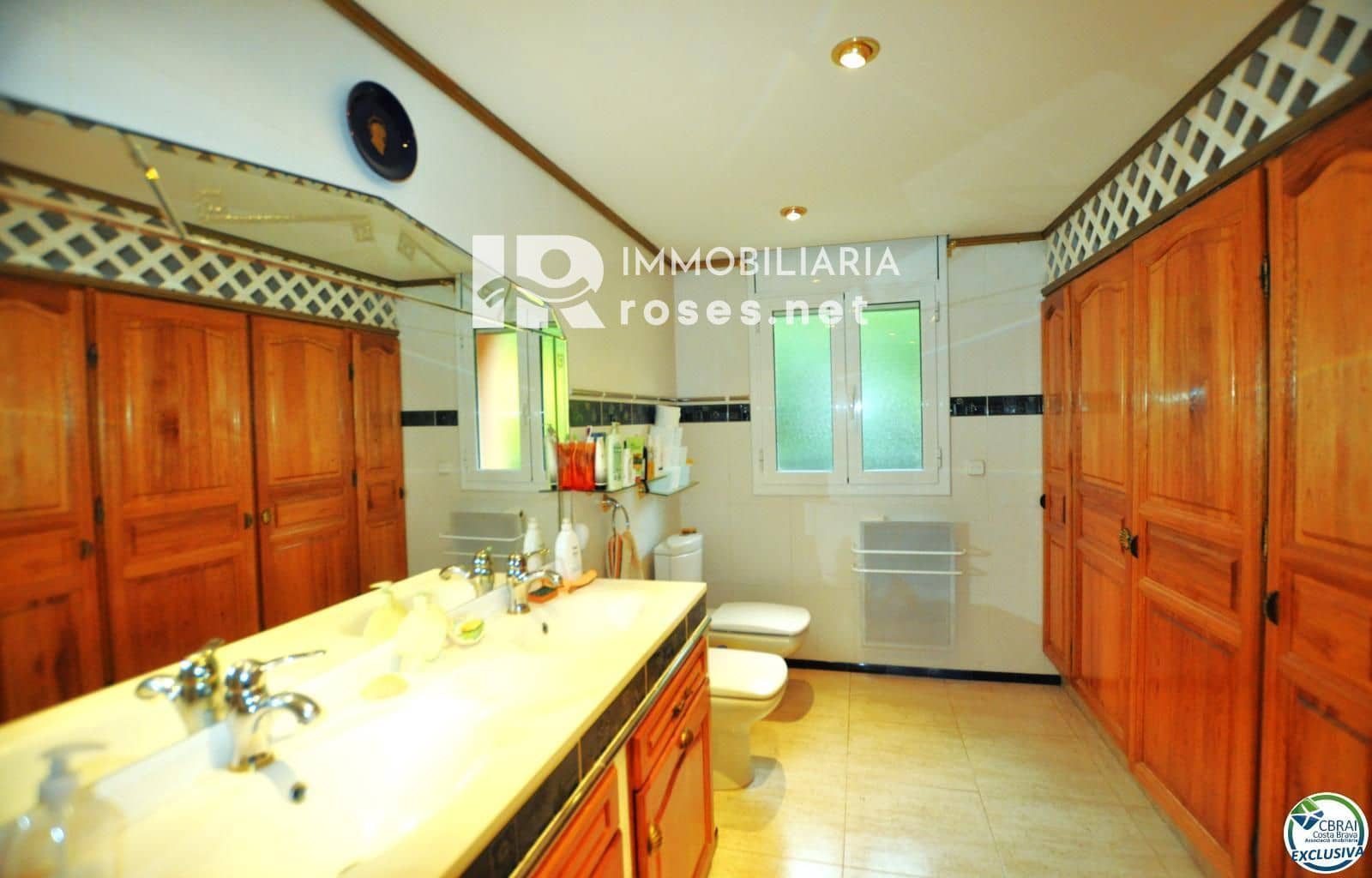 2 chambre Villa/Maison à vendre à Roses avec garage - 377 000 € (Ref: 8989559)