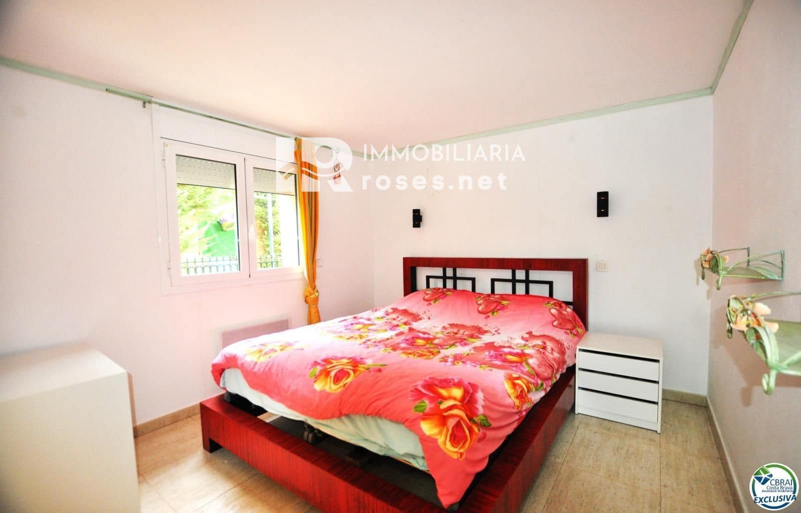 2 chambre Villa/Maison à vendre à Roses avec garage - 377 000 € (Ref: 8989559)