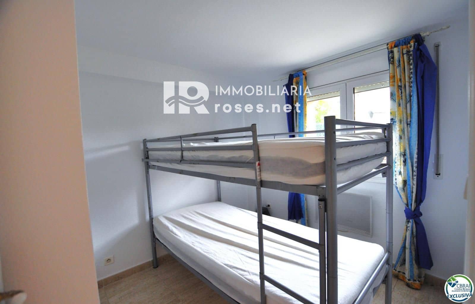 2 chambre Villa/Maison à vendre à Roses avec garage - 377 000 € (Ref: 8989559)