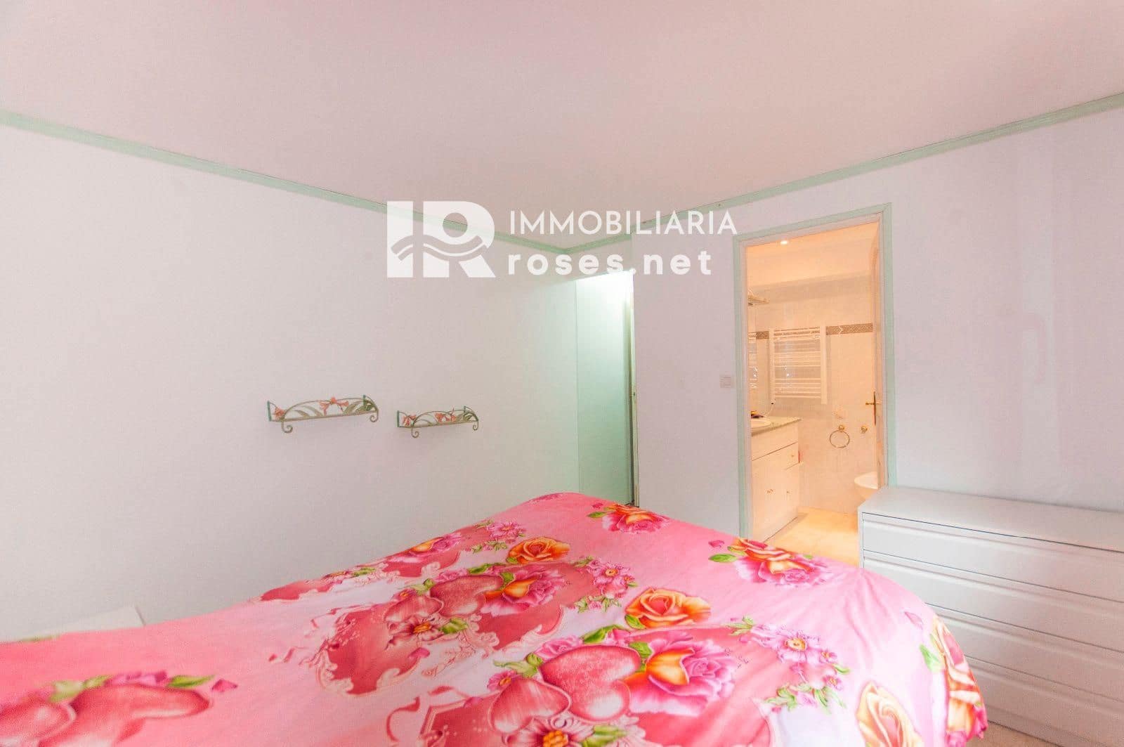 2 chambre Villa/Maison à vendre à Roses avec garage - 377 000 € (Ref: 8989559)