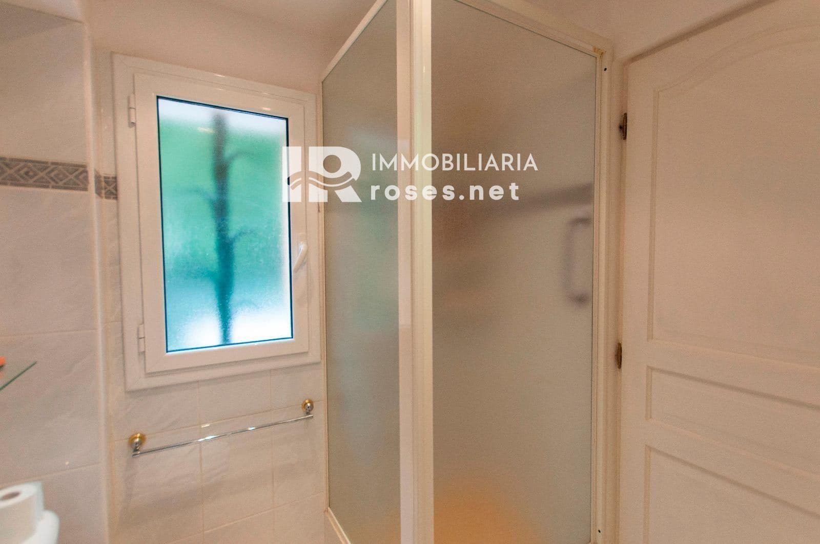 2 chambre Villa/Maison à vendre à Roses avec garage - 377 000 € (Ref: 8989559)