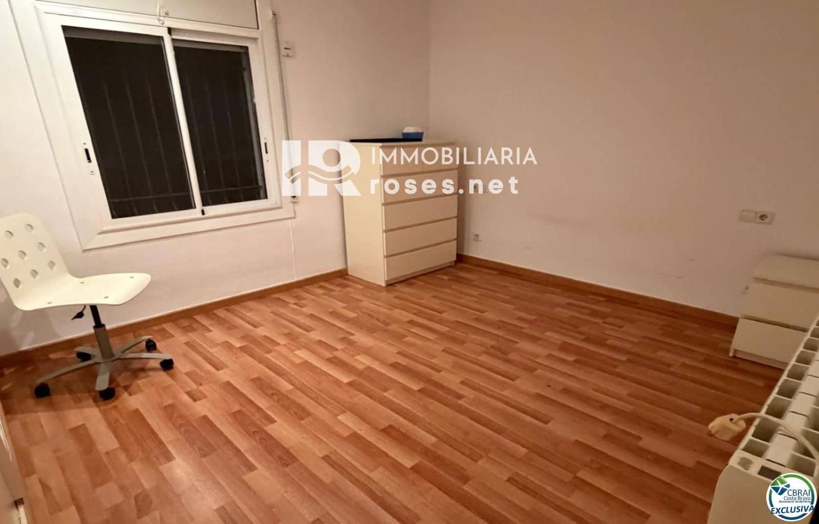 Piso de 1 habitación en Roses en venta - 145.000 € (Ref: 8993281)