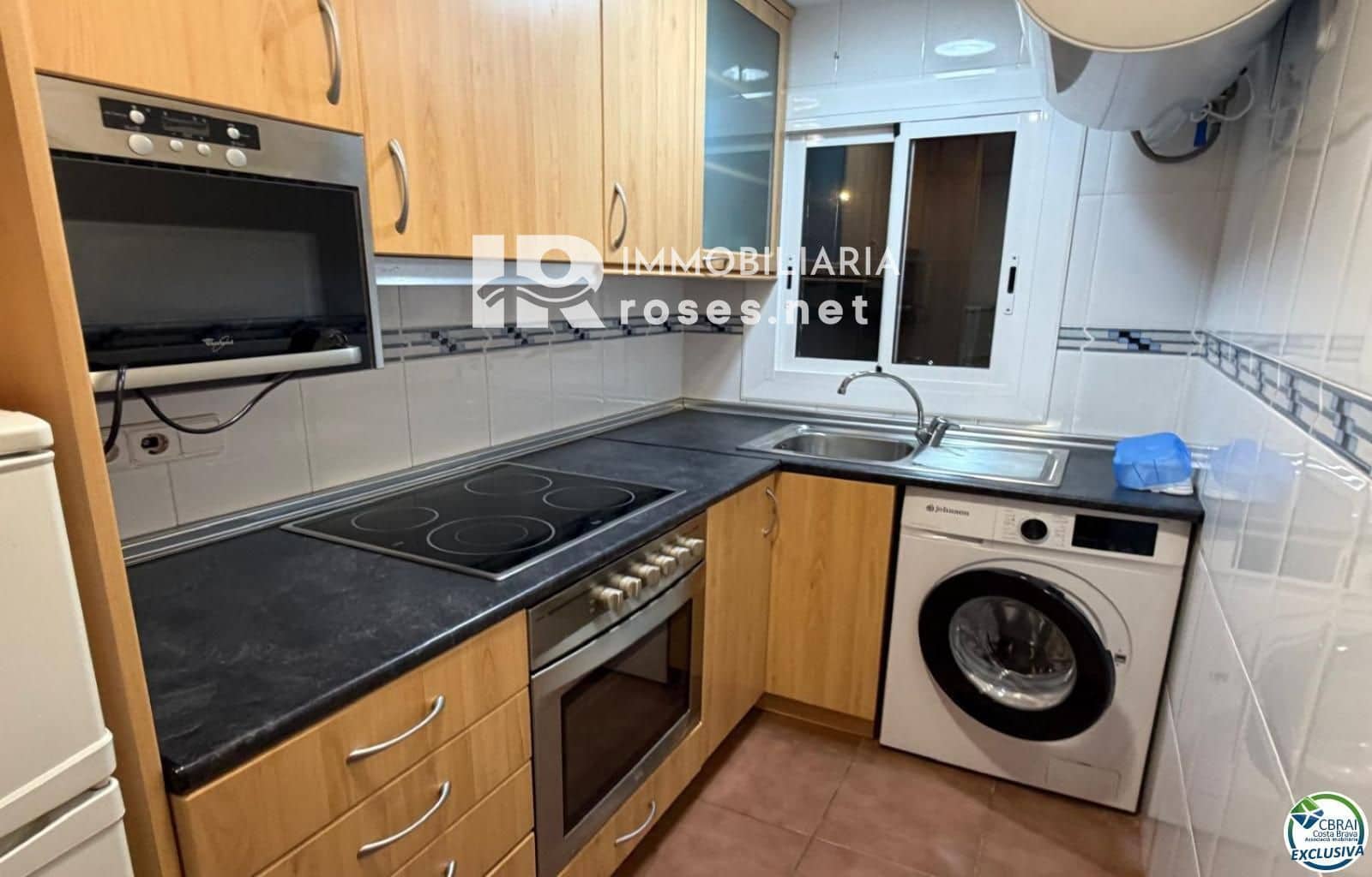 Piso de 1 habitación en Roses en venta - 145.000 € (Ref: 8993281)