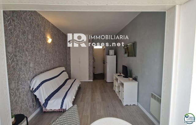 Flat te koop in Santa Margarida, Roses - € 112.000 (Ref: 8997281)