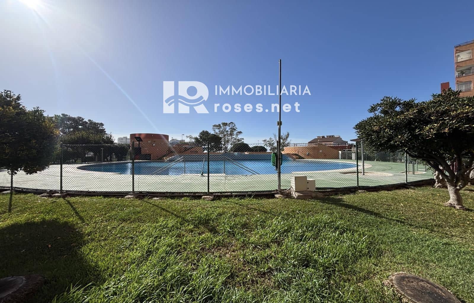 Flat te koop in Santa Margarida met zwembad - € 129.000 (Ref: 9001654)