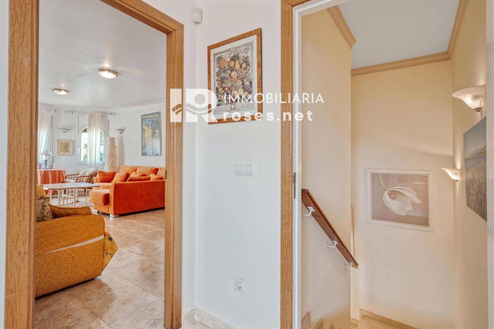 5 soveværelse Villa til salg i Empuriabrava med swimmingpool garage - € 470.000 (Ref: 9003738)