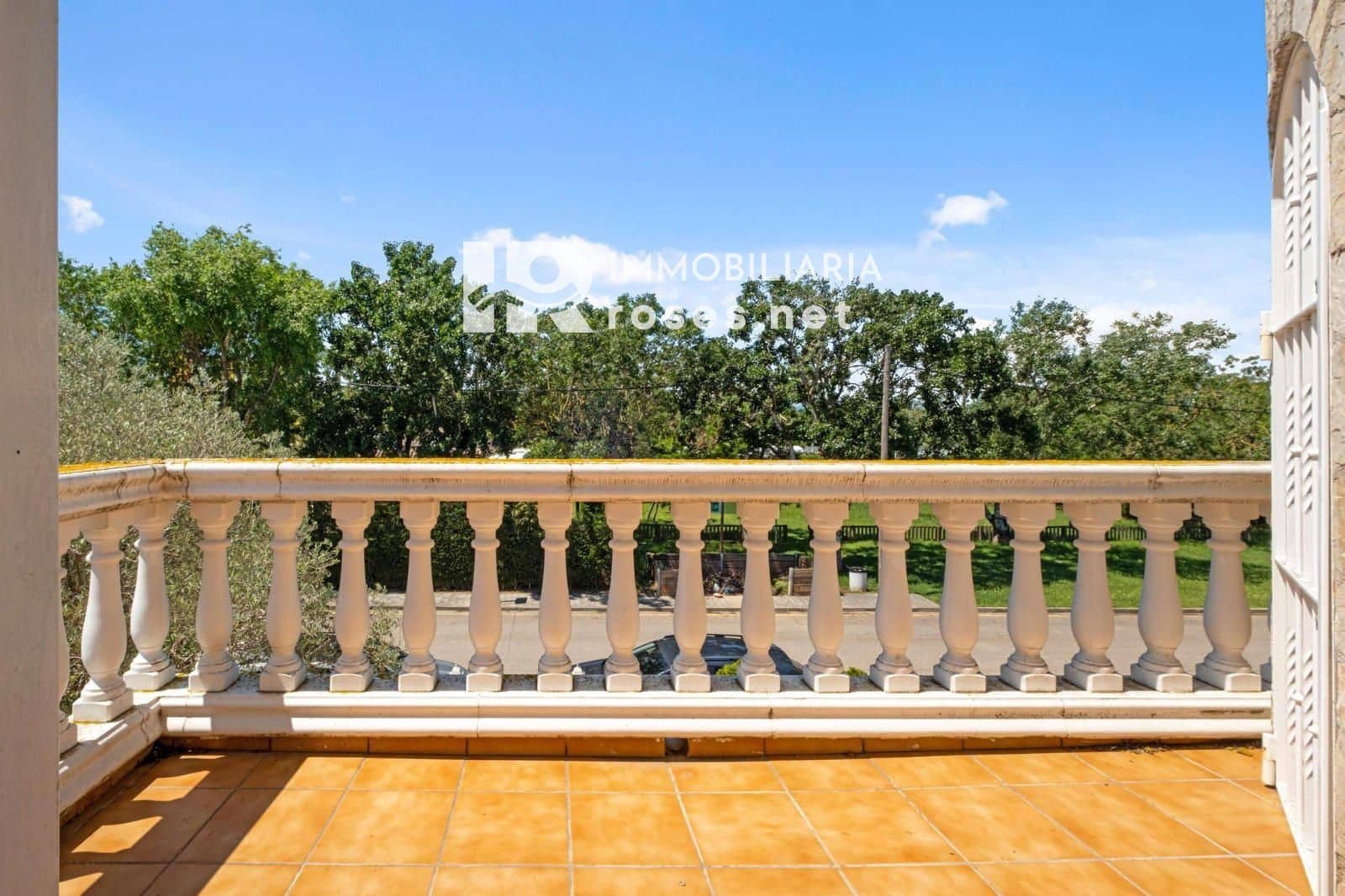 5 soveværelse Villa til salg i Empuriabrava med swimmingpool garage - € 470.000 (Ref: 9003738)