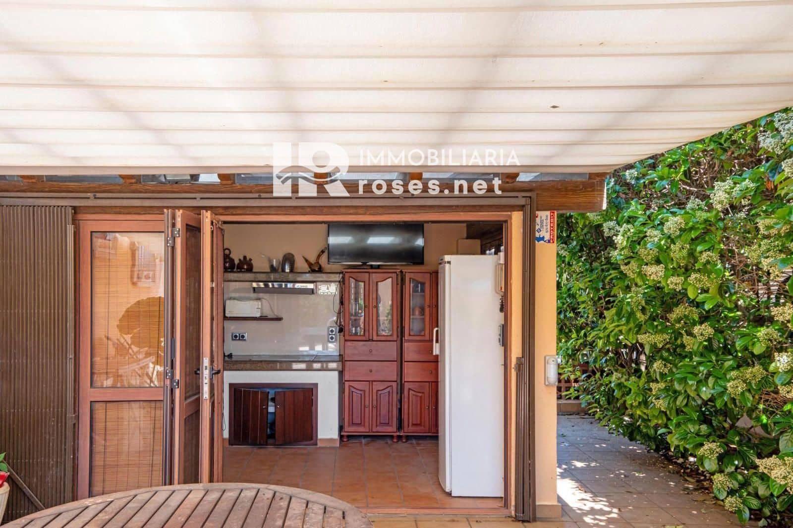 5 soveværelse Villa til salg i Empuriabrava med swimmingpool garage - € 470.000 (Ref: 9003738)