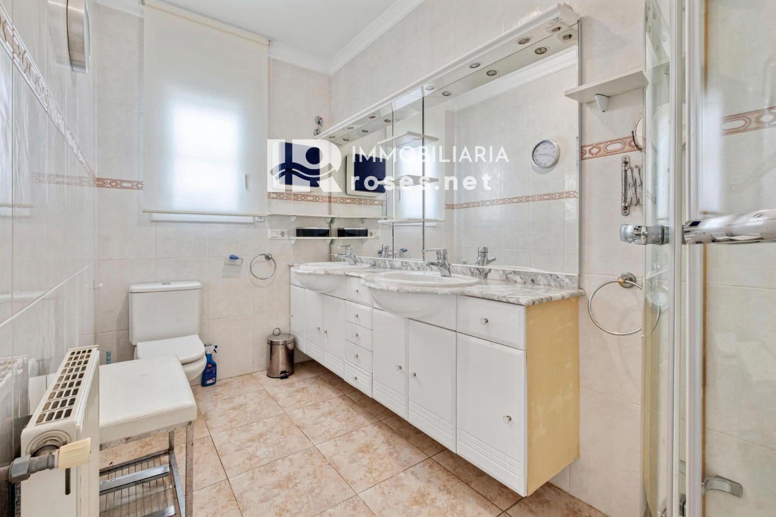 5 soveværelse Villa til salg i Empuriabrava med swimmingpool garage - € 470.000 (Ref: 9003738)