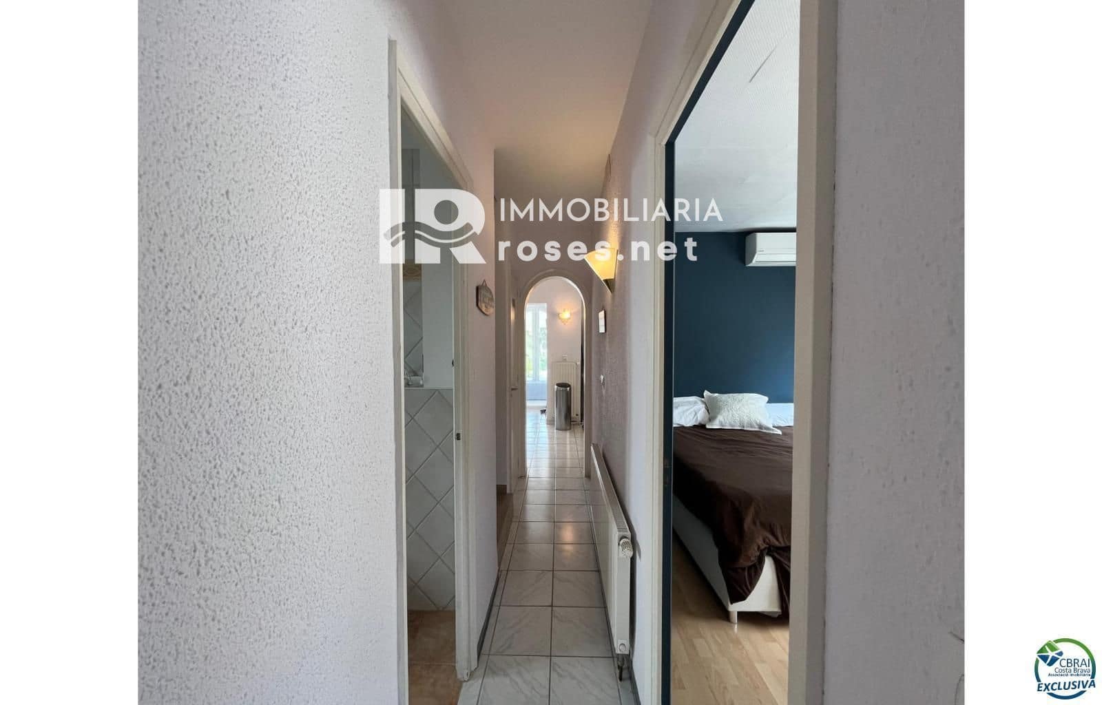 3 soveværelse Villa til salg i Empuriabrava med swimmingpool garage - € 795.000 (Ref: 9003739)