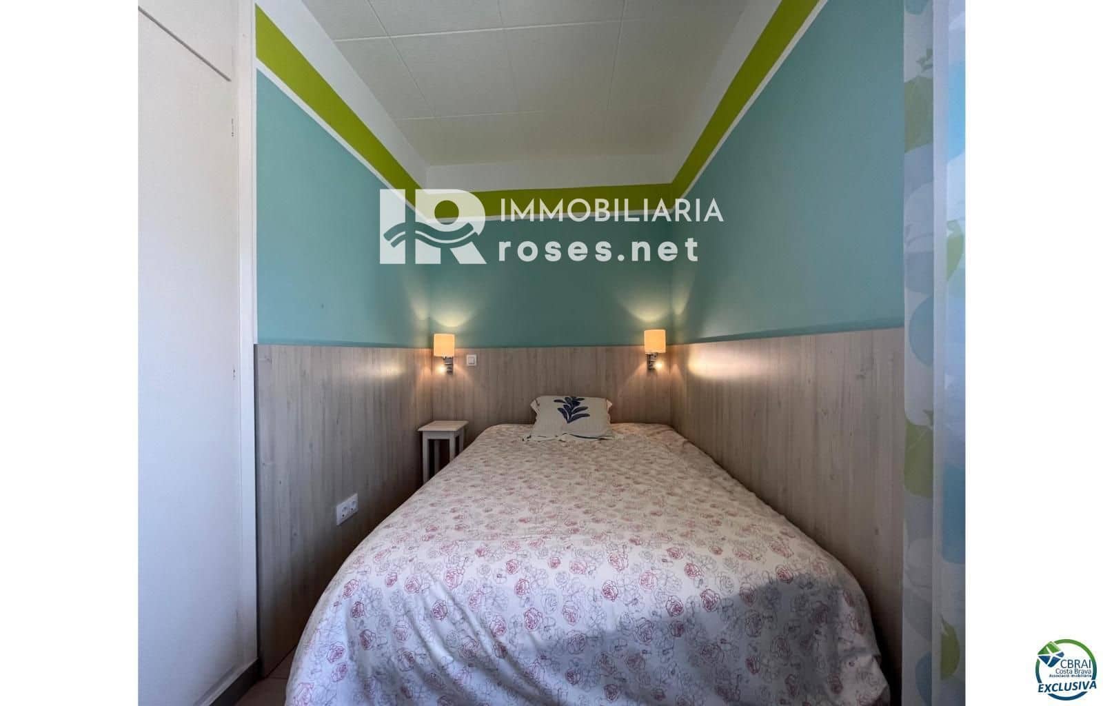 3 soveværelse Villa til salg i Empuriabrava med swimmingpool garage - € 795.000 (Ref: 9003739)