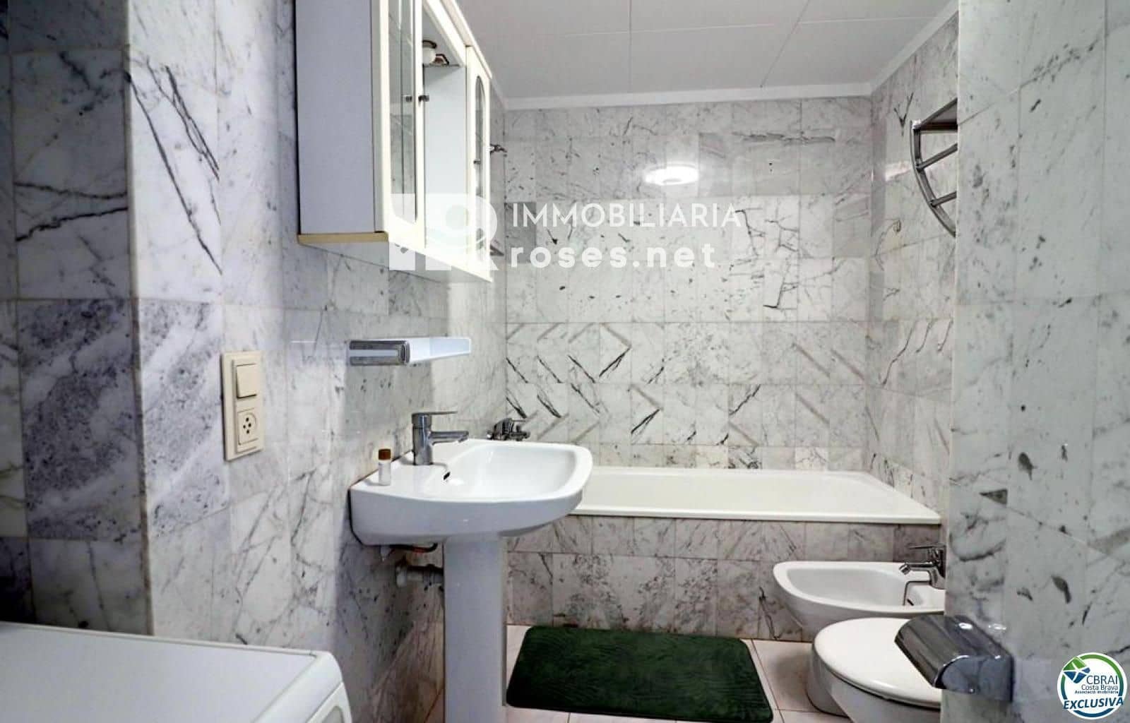 1 slaapkamer Flat te koop in Empuriabrava met zwembad - € 128.000 (Ref: 9015484)