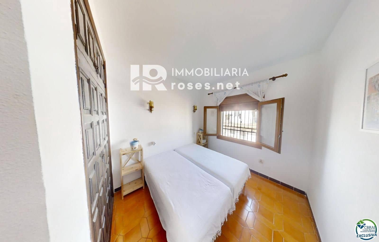 2 soveværelse Lejlighed til salg i Empuriabrava med swimmingpool - € 220.000 (Ref: 9070259)