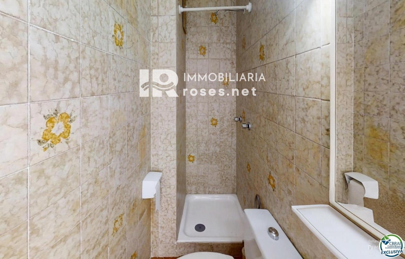 2 soveværelse Lejlighed til salg i Empuriabrava med swimmingpool - € 220.000 (Ref: 9070259)