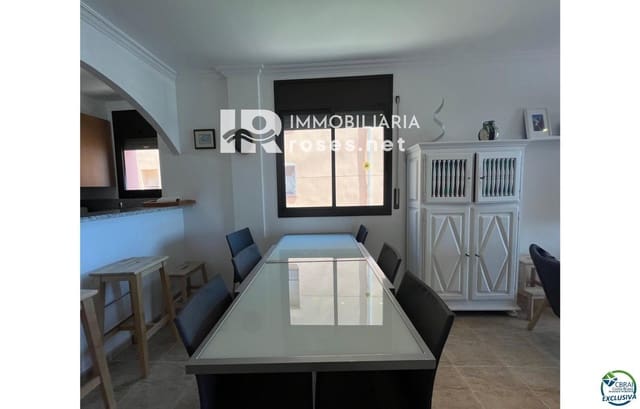 2 slaapkamer Flat te koop in Empuriabrava, Castelló d'Empúries - € 365.000 (Ref: 9070260)