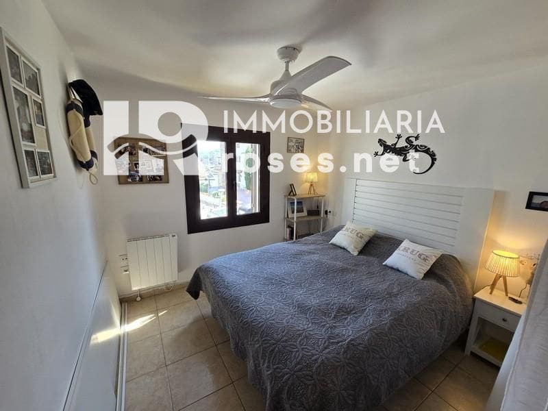 3 slaapkamer Villa te koop in Empuriabrava met garage - € 495.000 (Ref: 9073968)