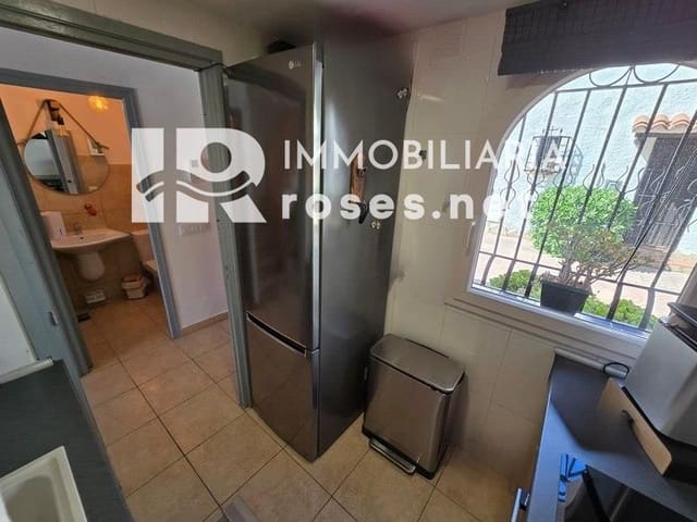 3 slaapkamer Villa te koop in Empuriabrava, Castelló d'Empúries met garage - € 495.000 (Ref: 9073968)