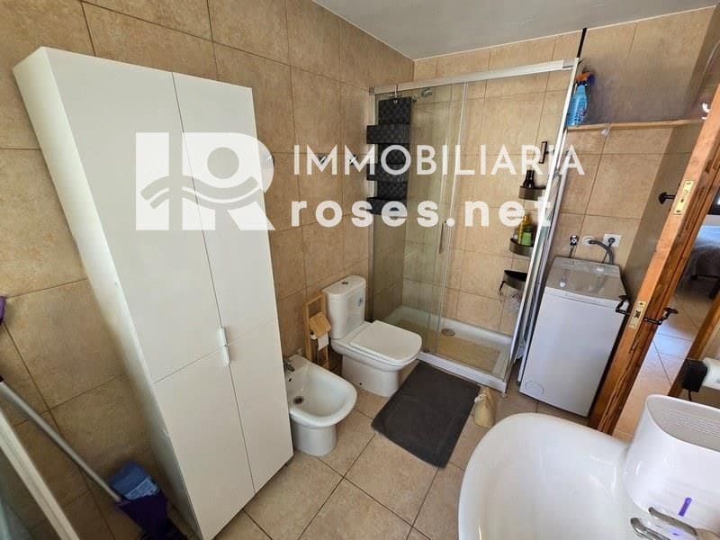 3 slaapkamer Villa te koop in Empuriabrava met garage - € 495.000 (Ref: 9073968)