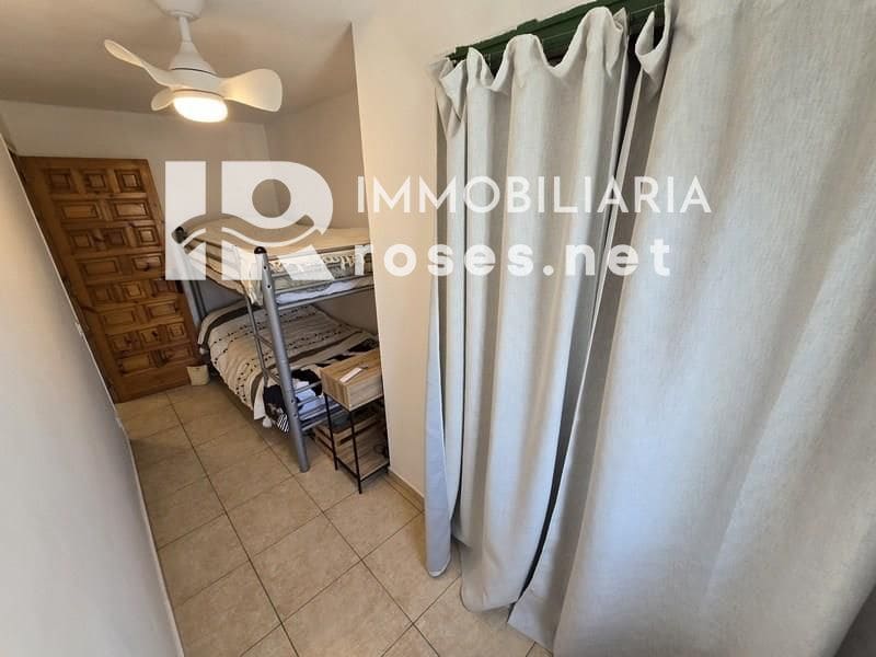 3 slaapkamer Villa te koop in Empuriabrava met garage - € 495.000 (Ref: 9073968)