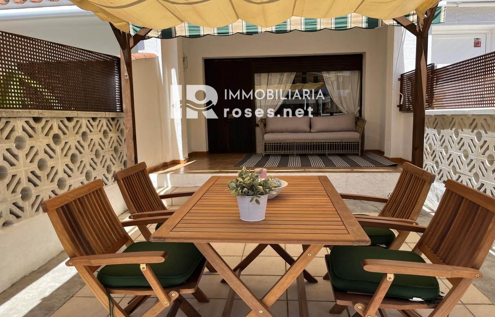 2 Zimmer Villa zu verkaufen in Empuriabrava - 249.000 € (Ref: 9095580)