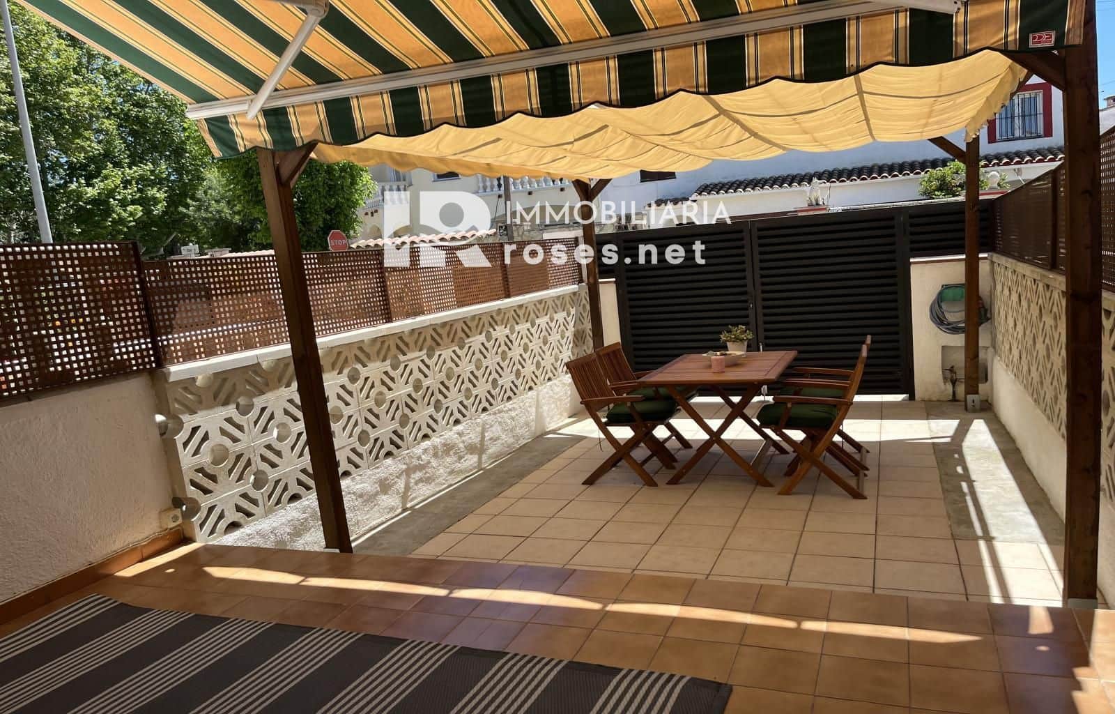 2 Zimmer Villa zu verkaufen in Empuriabrava - 249.000 € (Ref: 9095580)